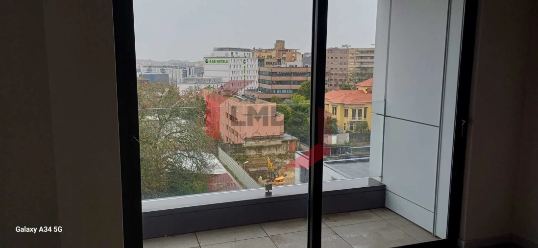 Apartamento T3 para Venda em Cedofeita, Santo Ildefonso, Sé, Miragaia, São Nicolau e Vitória Foto 6