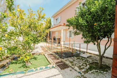 Moradia T4 para Venda em Sesimbra (Castelo)