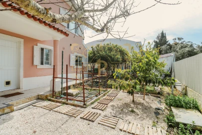 Moradia T4 para Venda em Sesimbra (Castelo)
