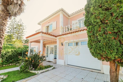 Moradia T4 para Venda em Sesimbra (Castelo)