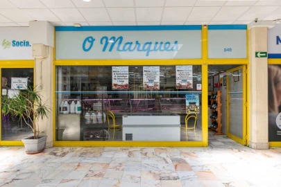 Loja para Venda em Cacém e São Marcos