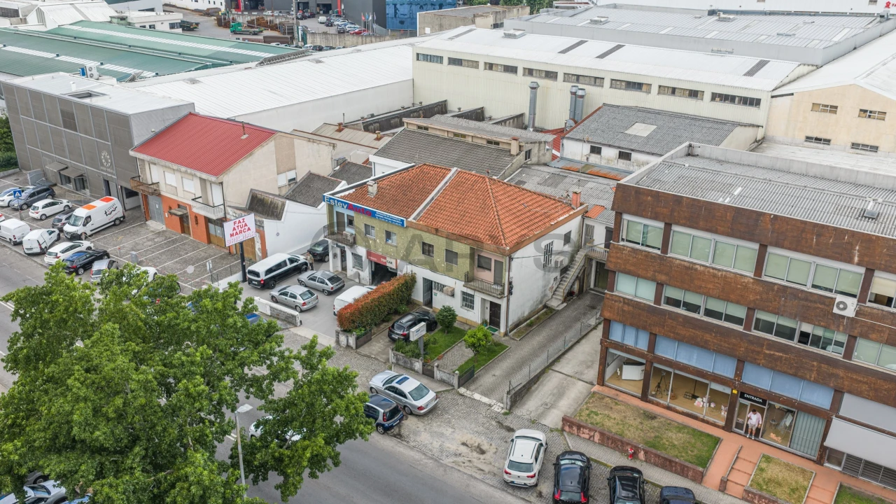 Armazém para Venda em Ferreiros e Gondizalves Foto 1