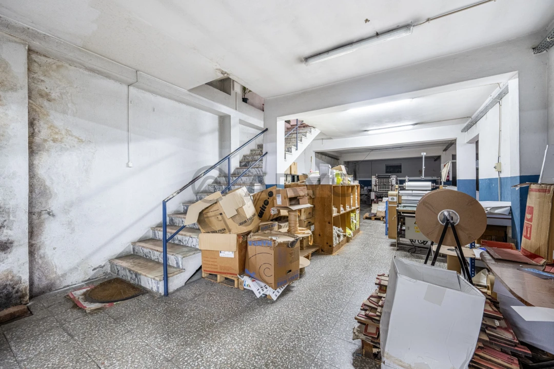 Armazém para Venda em Ferreiros e Gondizalves Foto 17