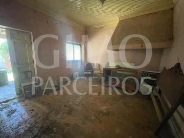 Moradia T4 para Venda em Oliveirinha