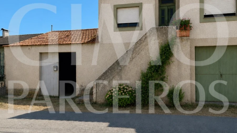 Moradia T4 para Venda em Oliveirinha
