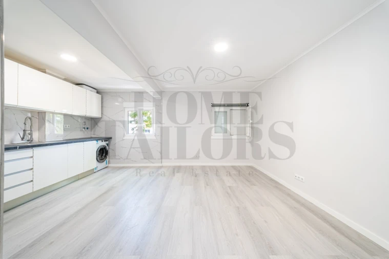 Apartamento T3 para Venda em Laranjeiro e Feijó Foto 10