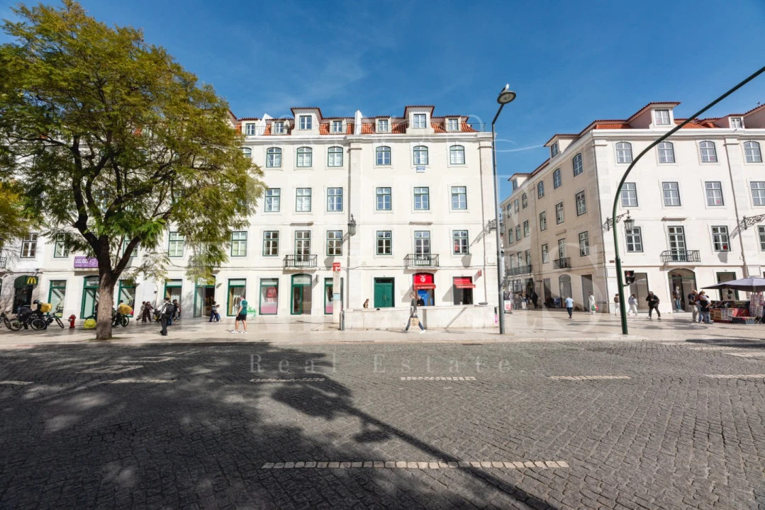 Apartamento T2 para Arrendamento em Santa Maria Maior Foto 4