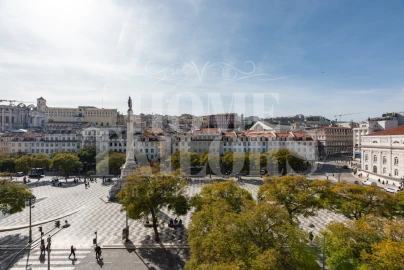Apartamento T2 para Arrendamento em Santa Maria Maior