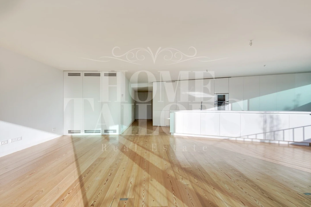 Apartamento T2 para Arrendamento em Misericórdia Foto 4