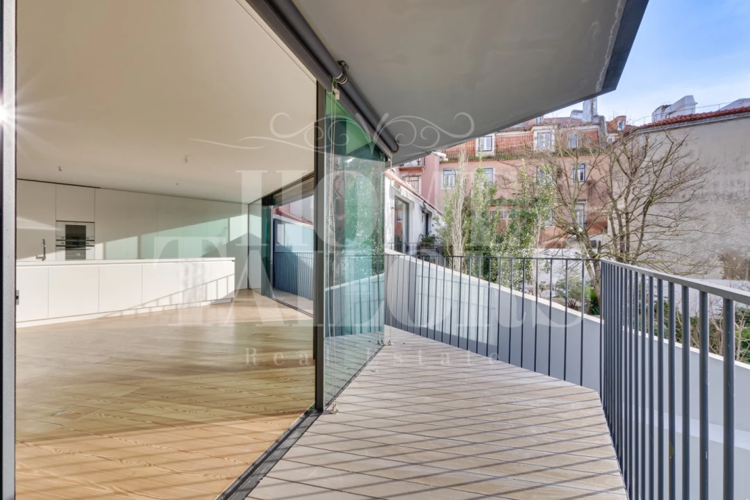 Apartamento T2 para Arrendamento em Misericórdia Foto 15