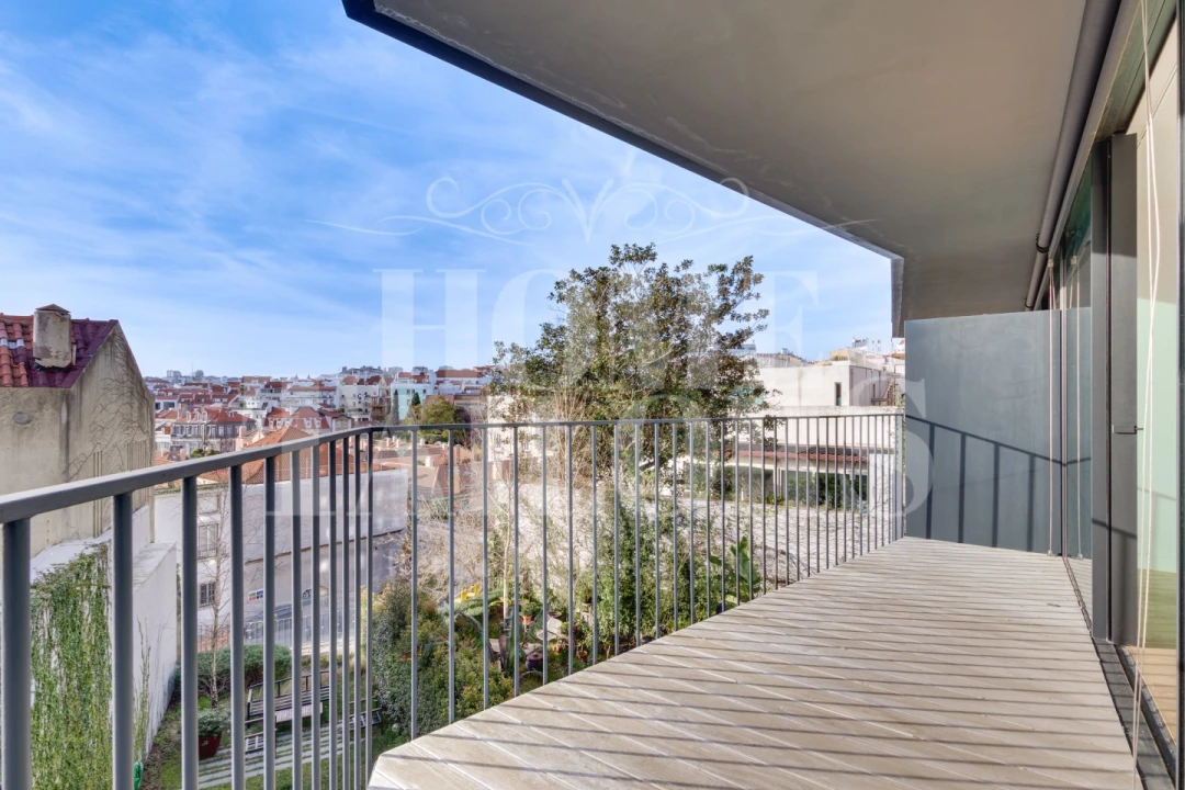 Apartamento T2 para Arrendamento em Misericórdia Foto 16