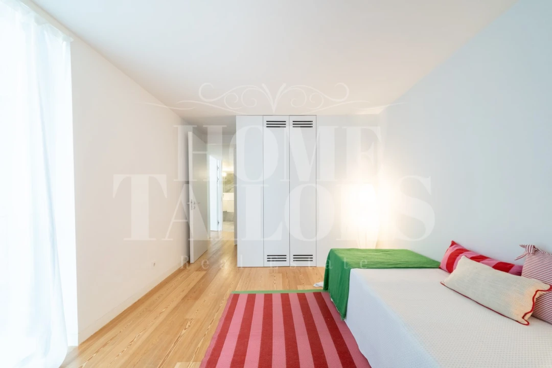 Apartamento T2 para Arrendamento em Misericórdia Foto 32