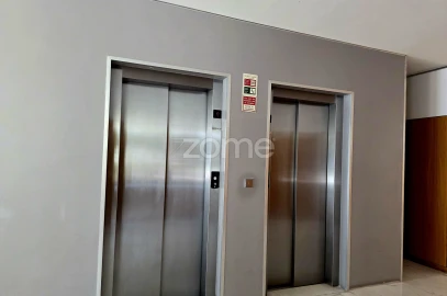 Apartamento T3 para Venda em Ramalde