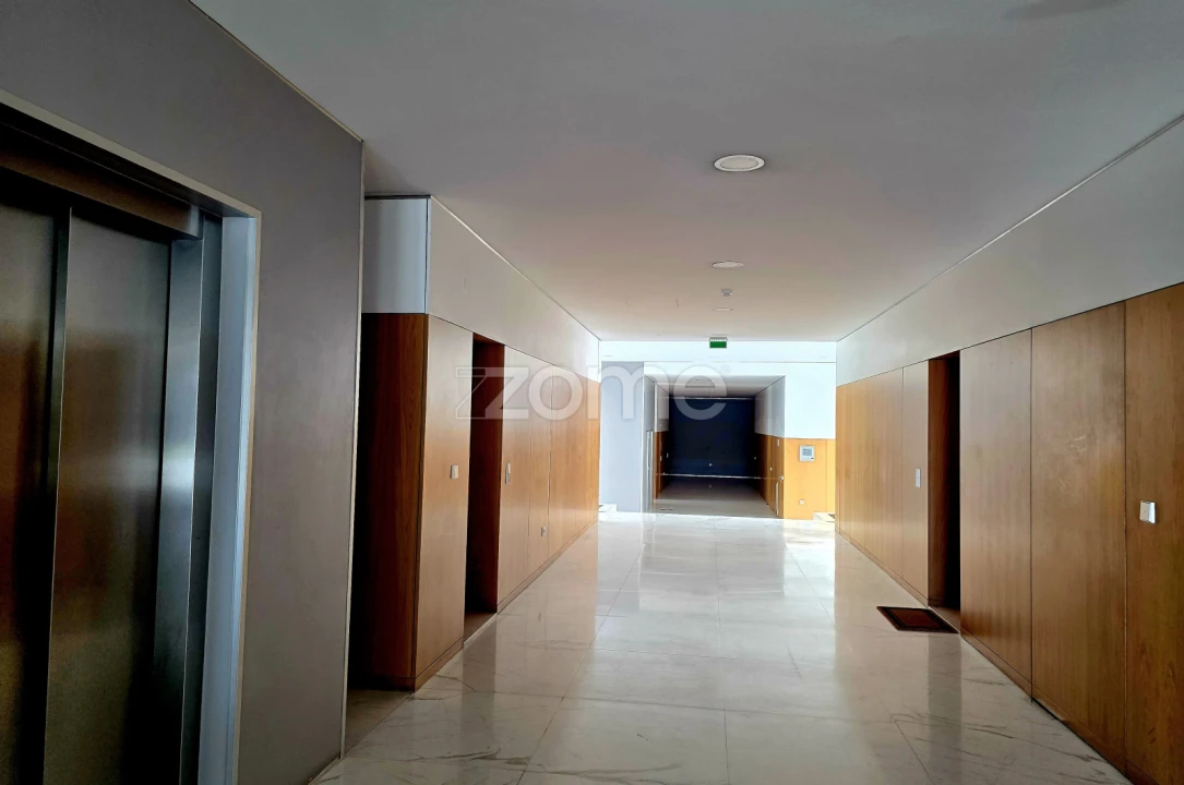 Apartamento T3 para Venda em Ramalde Foto 8