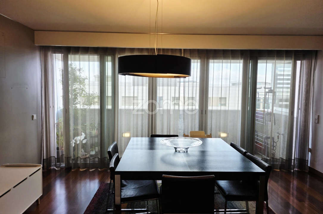 Apartamento T3 para Venda em Ramalde Foto 1