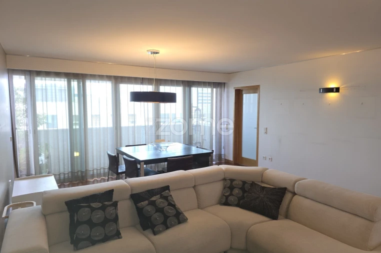 Apartamento T3 para Venda em Ramalde Foto 16