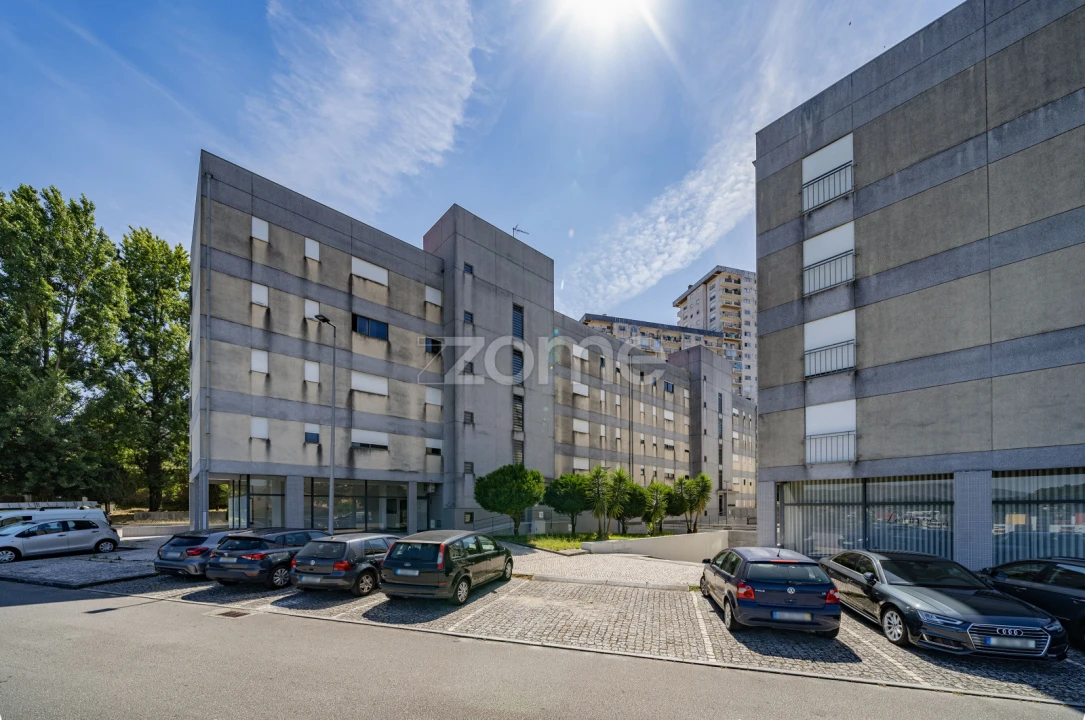 Apartamento T3 para Venda em Povoa de Lanhoso (N. Senhora do Amparo) Foto 3
