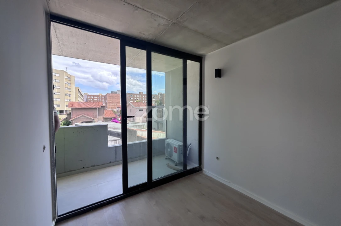 Apartamento T1 para Venda em São Mamede de Infesta e Senhora da Hora Foto 6