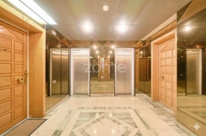 Apartamento T3 para Venda em Campolide