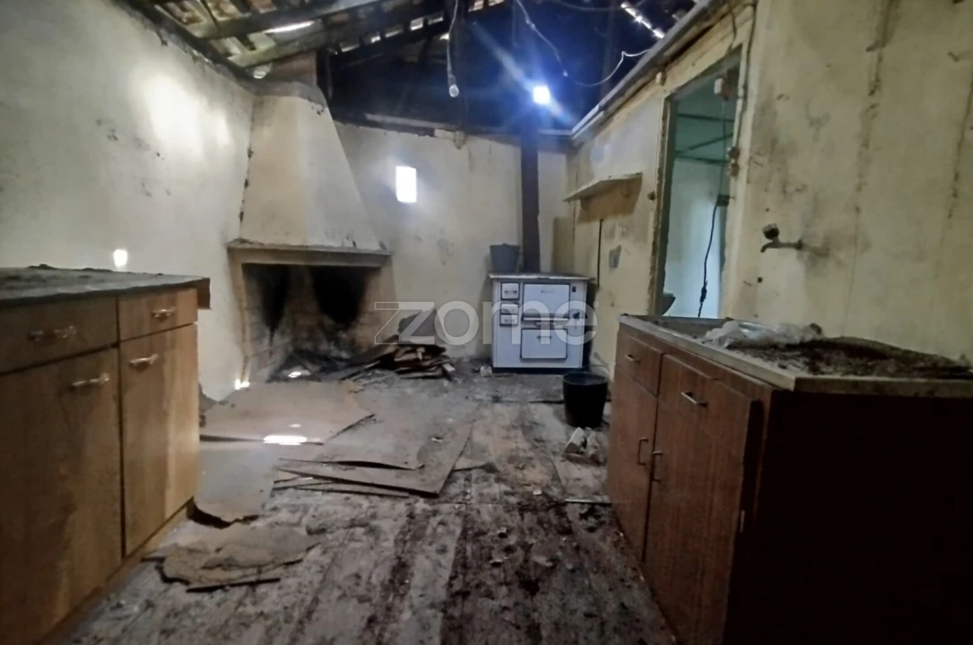 Moradia T8 para Venda em Currelos, Papízios e Sobral Foto 37