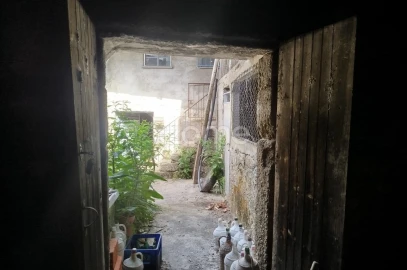Moradia T8 para Venda em Currelos, Papízios e Sobral