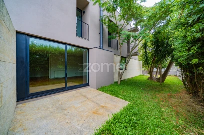 Moradia T4 para Venda em Arcozelo