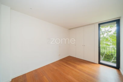 Moradia T4 para Venda em Arcozelo