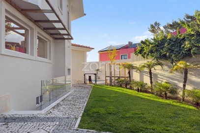 Moradia T5 para Venda em Alcabideche