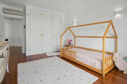Moradia T5 para Venda em Alcabideche