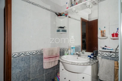 Apartamento T3 para Venda em Laranjeiro e Feijó