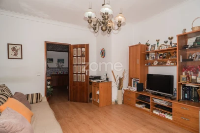 Apartamento T3 para Venda em Laranjeiro e Feijó