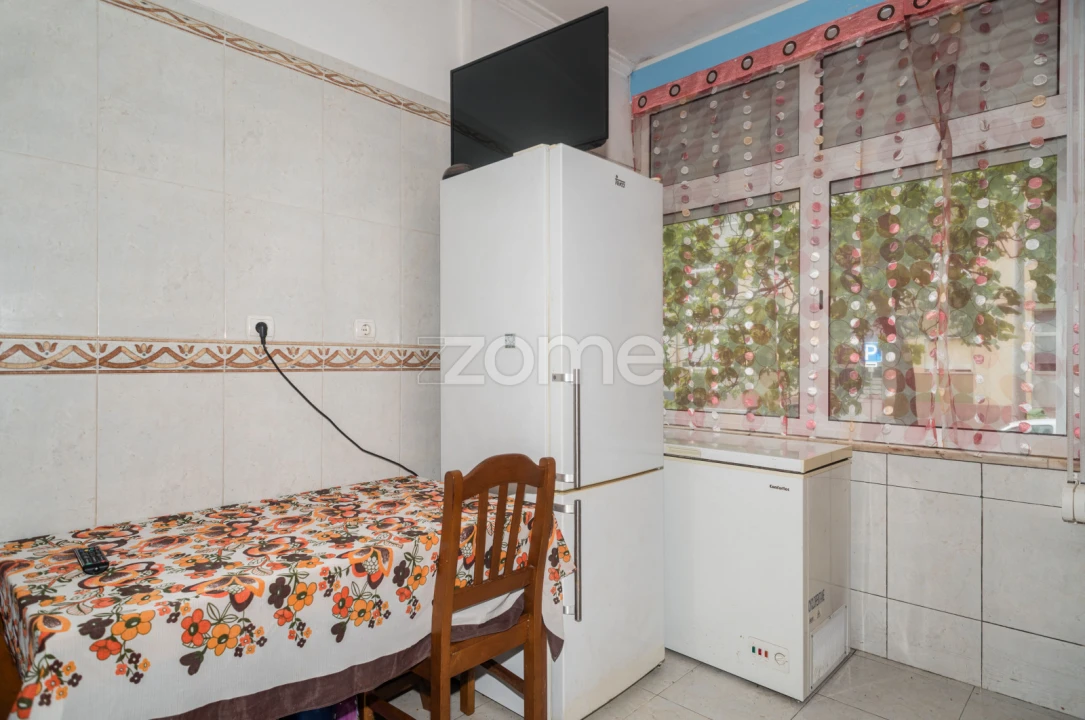 Apartamento T3 para Venda em Laranjeiro e Feijó Foto 17