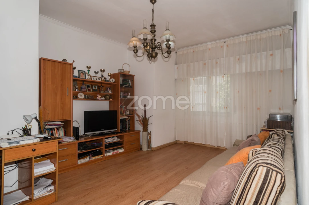 Apartamento T3 para Venda em Laranjeiro e Feijó Foto 21