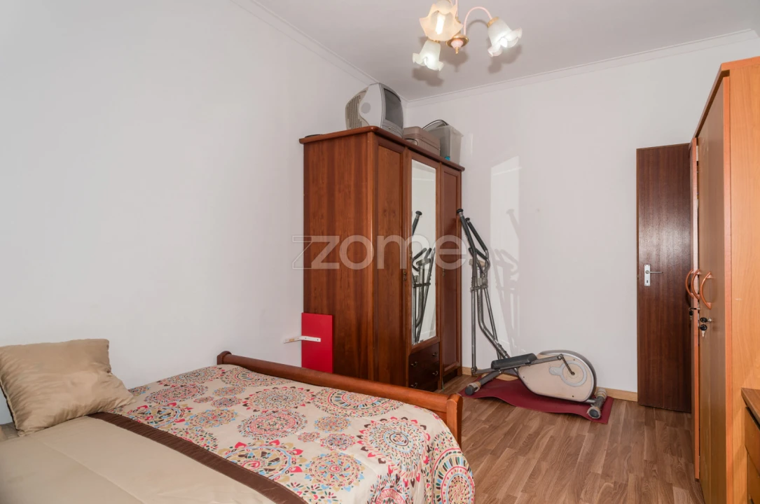 Apartamento T3 para Venda em Laranjeiro e Feijó Foto 4