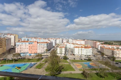 Apartamento T3 para Venda em Corroios