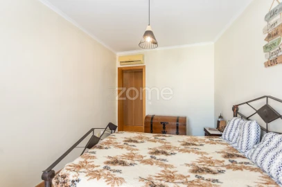 Apartamento T3 para Venda em Corroios