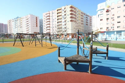 Apartamento T3 para Venda em Corroios