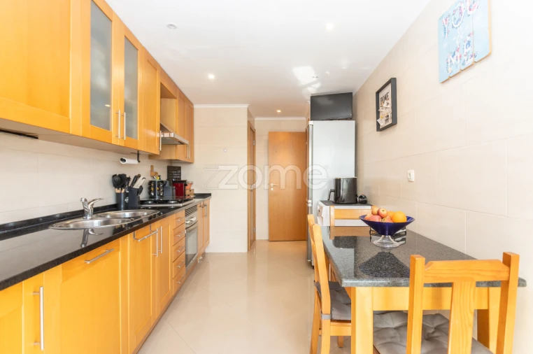 Apartamento T3 para Venda em Corroios Foto 7