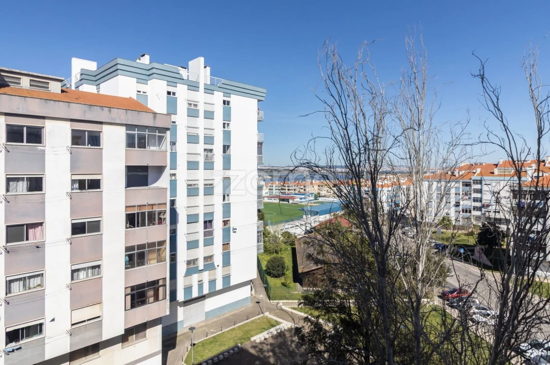 Apartamento T3 para Venda em Seixal, Arrentela e Aldeia de Paio Pires Foto 25