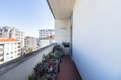 Apartamento T3 para Venda em Seixal, Arrentela e Aldeia de Paio Pires