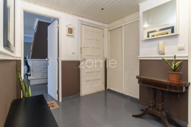 Apartamento T3 para Venda em Seixal, Arrentela e Aldeia de Paio Pires Foto 8