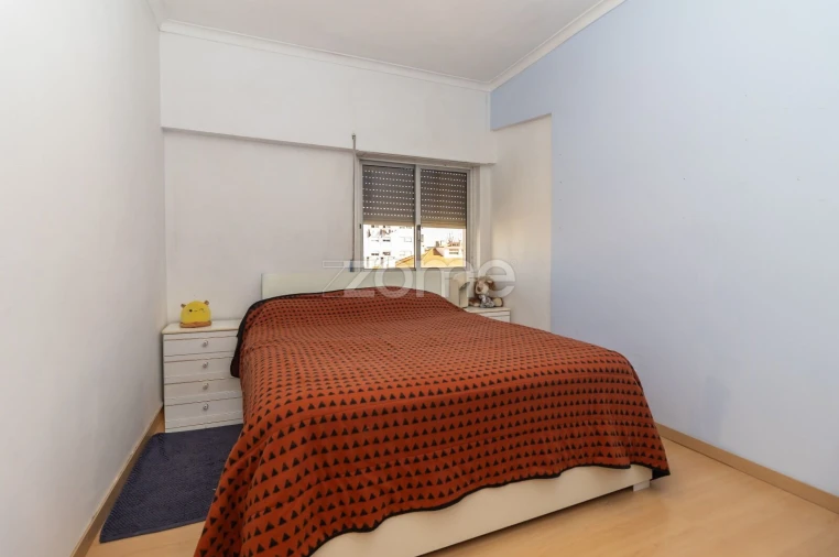 Apartamento T3 para Venda em Seixal, Arrentela e Aldeia de Paio Pires Foto 12