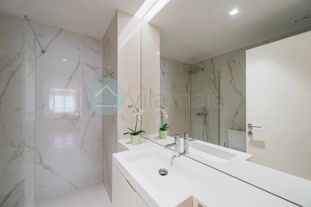 Apartamento T3 para Venda em Vila Nova da Telha Foto 28