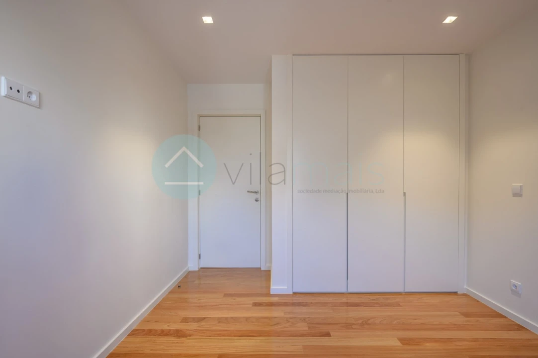 Apartamento T3 para Venda em Vila Nova da Telha Foto 9