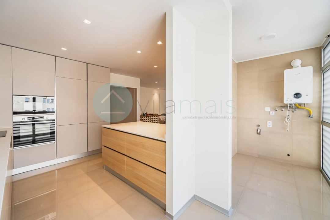 Apartamento T3 para Venda em Vila Nova da Telha Foto 16