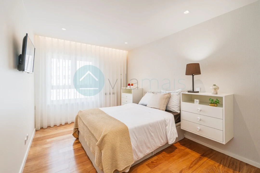 Apartamento T3 para Venda em Vila Nova da Telha Foto 18