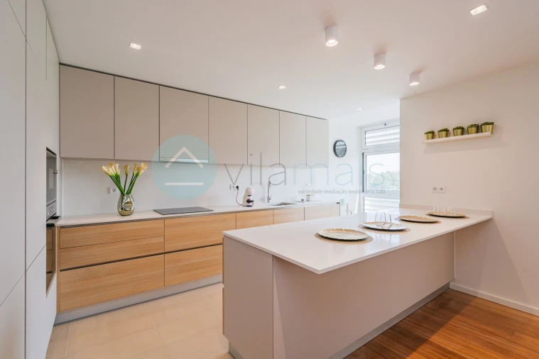 Apartamento T3 para Venda em Vila Nova da Telha Foto 12