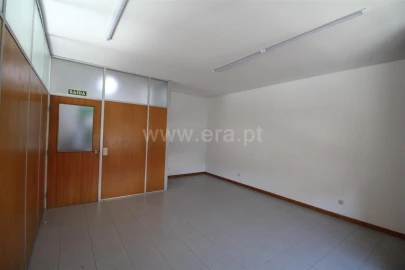Escritório para Arrendamento em Mafamude e Vilar do Paraíso