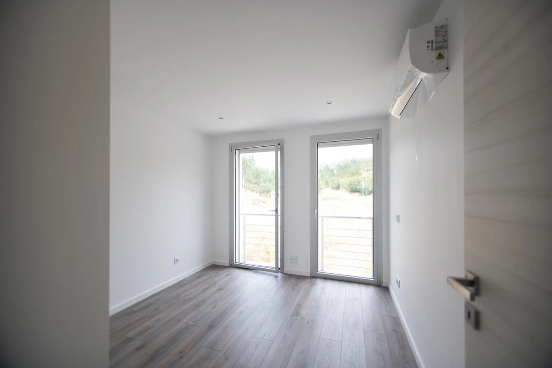 Apartamento T4 para Venda em Pombal Foto 54