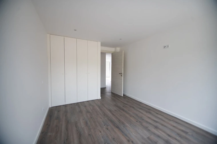 Apartamento T4 para Venda em Pombal Foto 60
